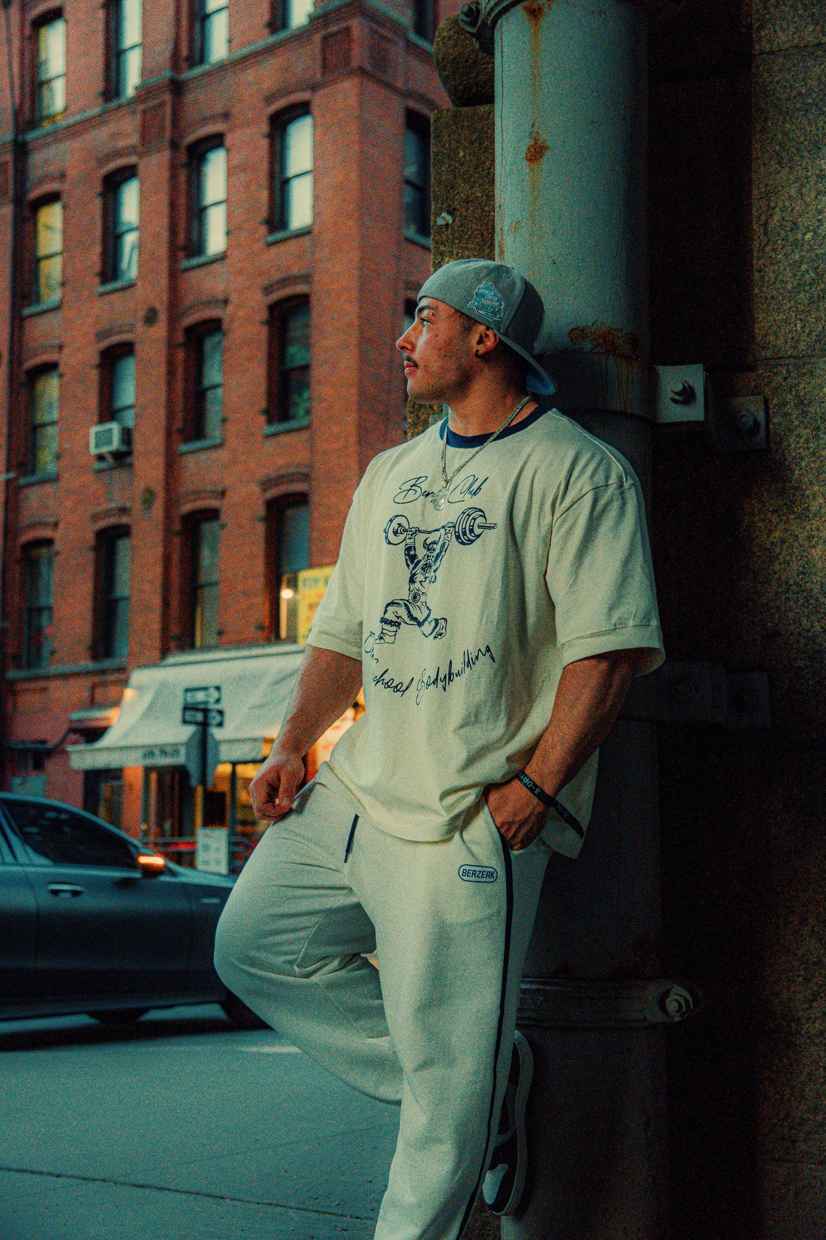 Oversized -  Old School Bodybuilding